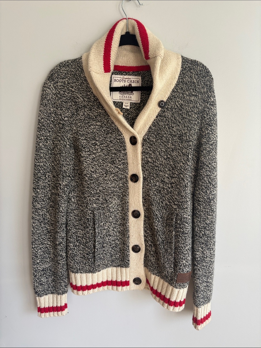 Roots Cabin Shawl Collar Cardigan Sweater Grey Cream Red